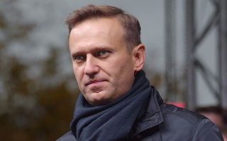 Весь Алексей Навальный. Бесстрашный оппозиционер, проамериканский агент или борец с коррупцией – кто он?
